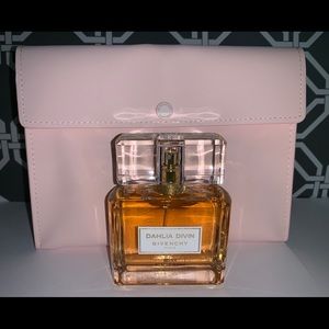 Givenchy Dahlia Divin 2.5Oz EDP NEW UNUSED + Pouch